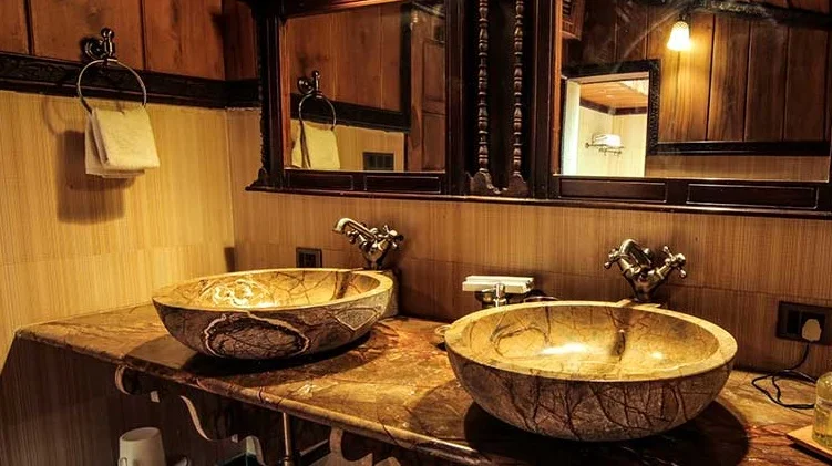 Kerala-Theme-Washbasin