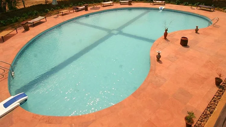 chitvan-jungle-lodge-kanha-swimming-pool