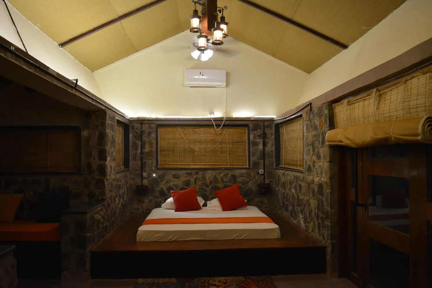 maati-jungle-lodge-room1