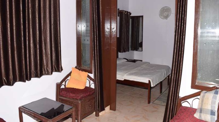 sanjaytigerresort-room2