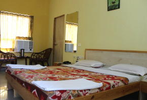 girjunglelodge-standard-room