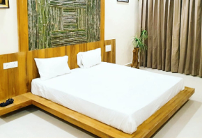 wild-tiger-resort-room